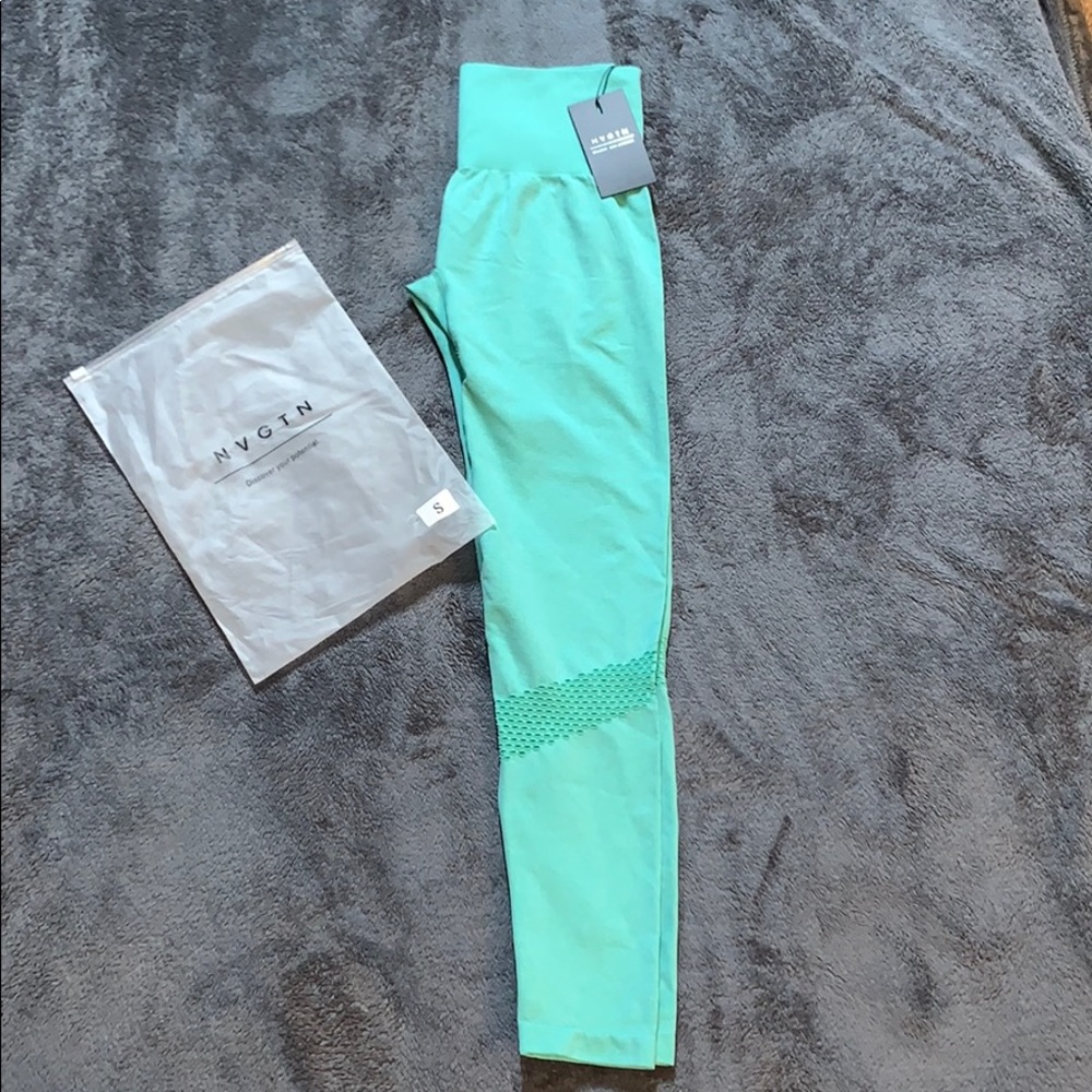 NVGTN Workout Leggings!!